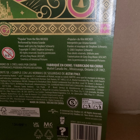 MATTEL ERROR MISPRINT DOLL GLINDA   SINGING  IN HAND - Picture 3 of 3